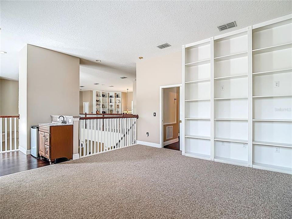 For Sale: $3,775,000 (5 beds, 3 baths, 7800 Square Feet)