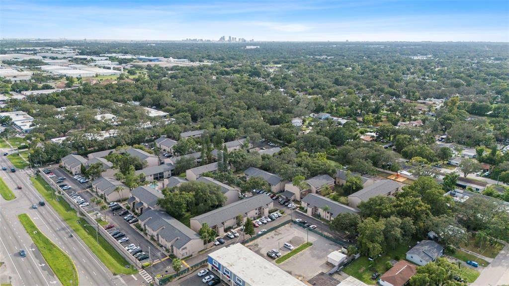 Active With Contract: $119,900 (2 beds, 1 baths, 1074 Square Feet)