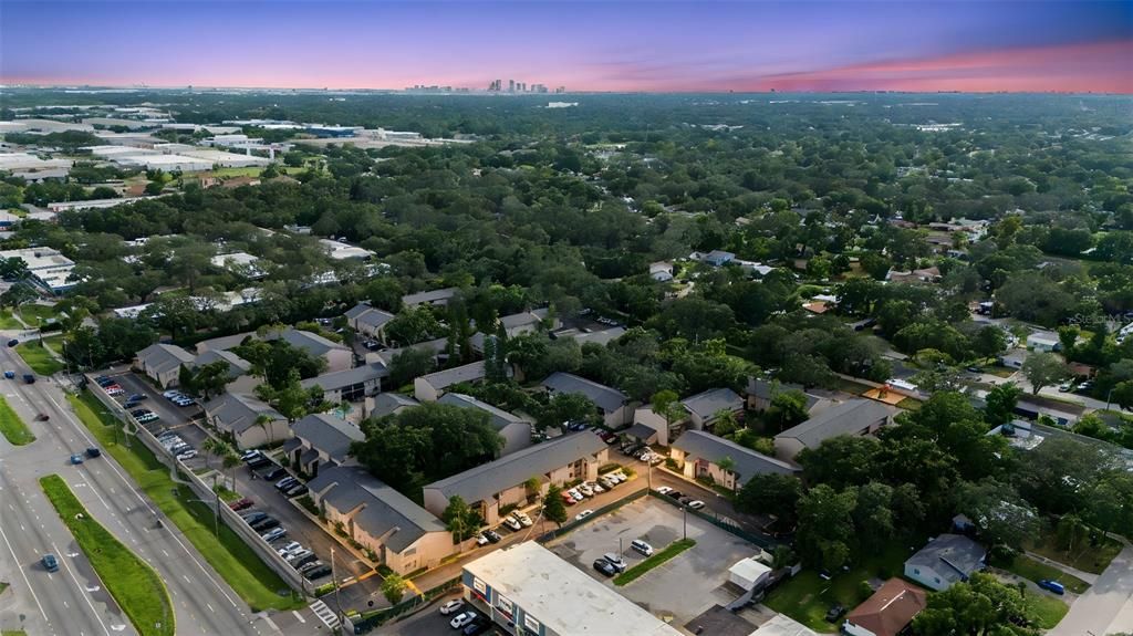 Active With Contract: $119,900 (2 beds, 1 baths, 1074 Square Feet)