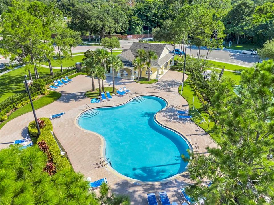 Activo con contrato: $289,000 (2 camas, 2 baños, 1216 Pies cuadrados)