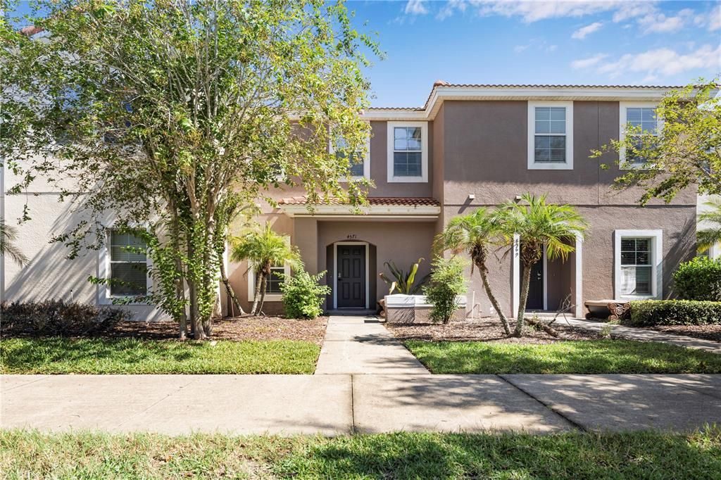 Recently Rented: $2,800 (3 beds, 2 baths, 1295 Square Feet)