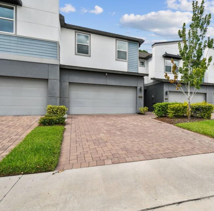 待售: $450,000 (3 贝兹, 2 浴室, 2308 平方英尺)