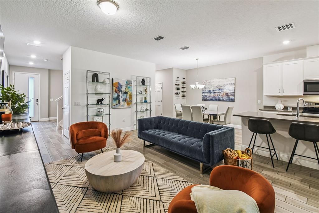 待售: $450,000 (3 贝兹, 2 浴室, 2308 平方英尺)