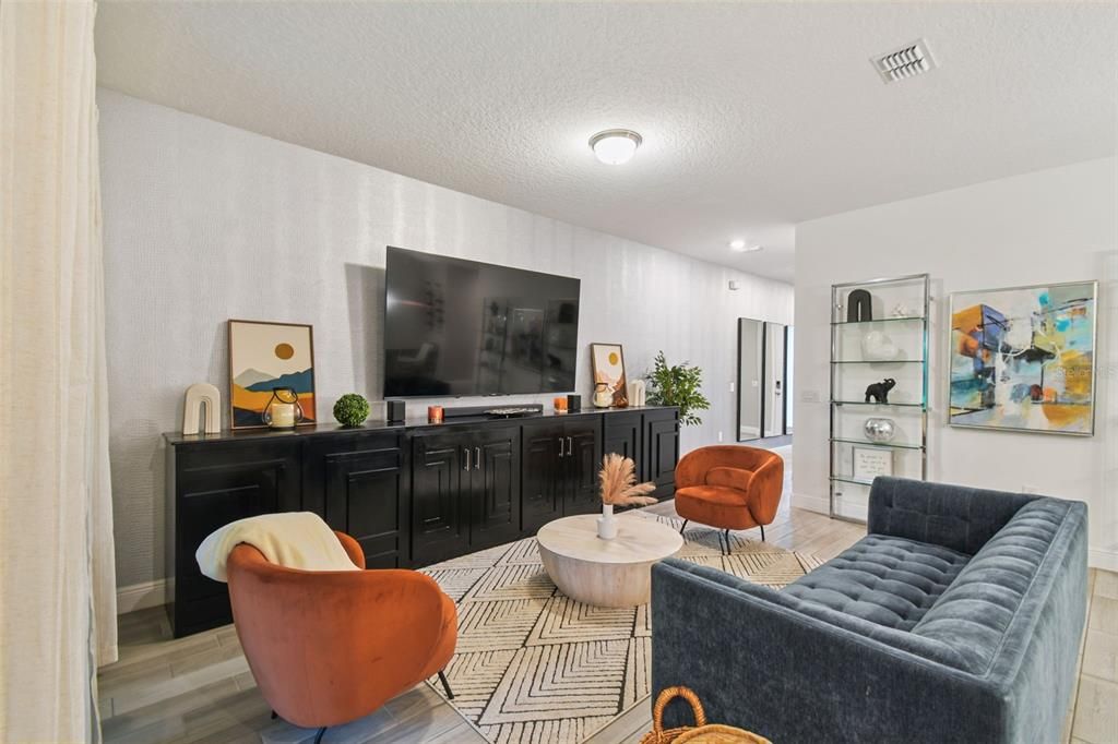 待售: $450,000 (3 贝兹, 2 浴室, 2308 平方英尺)