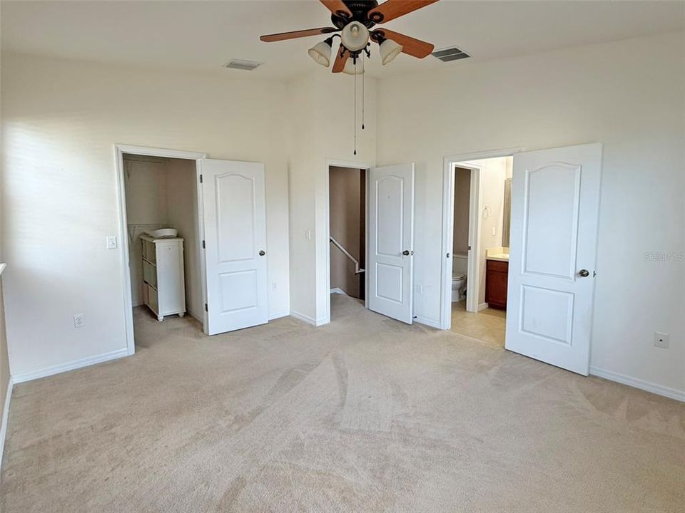 Под контрактом: $210,000 (2 спален, 2 ванн, 1260 Квадратных фут)