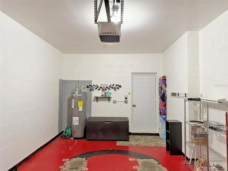 Под контрактом: $210,000 (2 спален, 2 ванн, 1260 Квадратных фут)