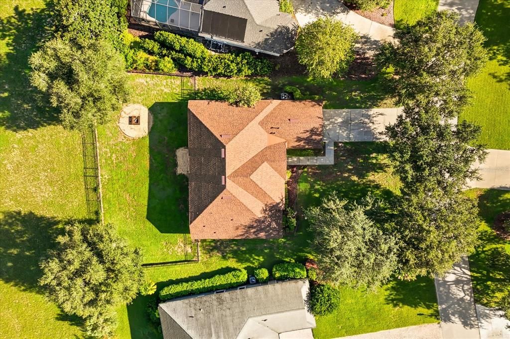 Activo con contrato: $482,000 (4 camas, 2 baños, 2310 Pies cuadrados)