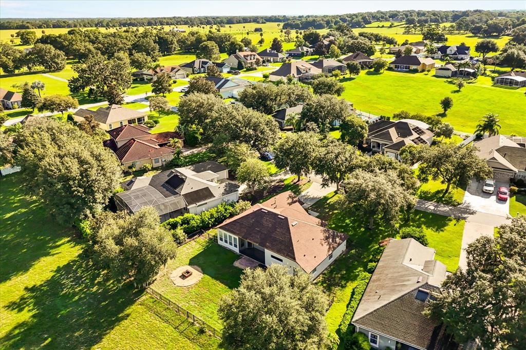 Activo con contrato: $482,000 (4 camas, 2 baños, 2310 Pies cuadrados)