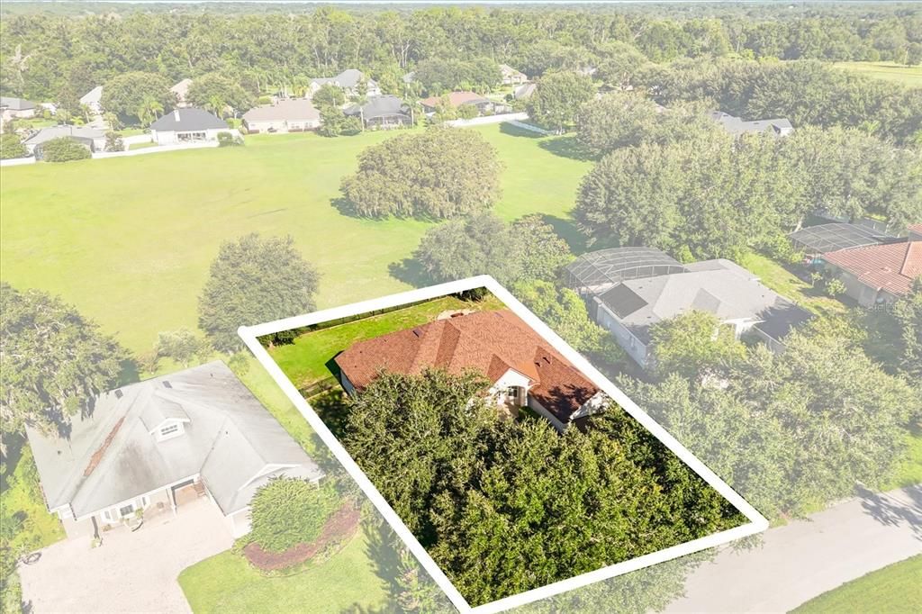 Activo con contrato: $482,000 (4 camas, 2 baños, 2310 Pies cuadrados)