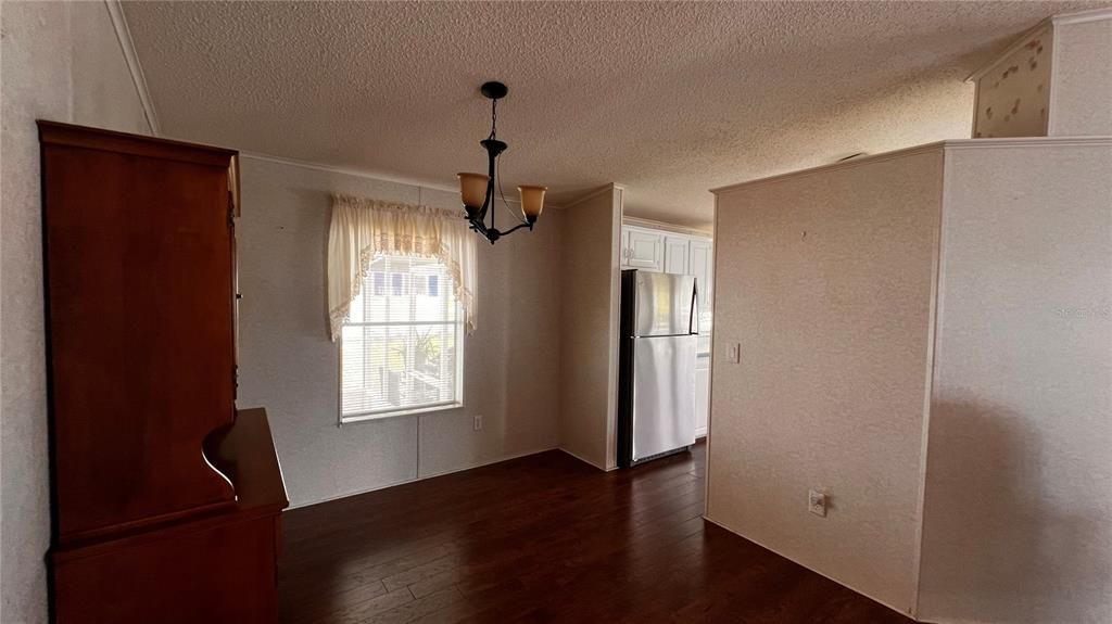 Activo con contrato: $142,500 (2 camas, 2 baños, 1118 Pies cuadrados)