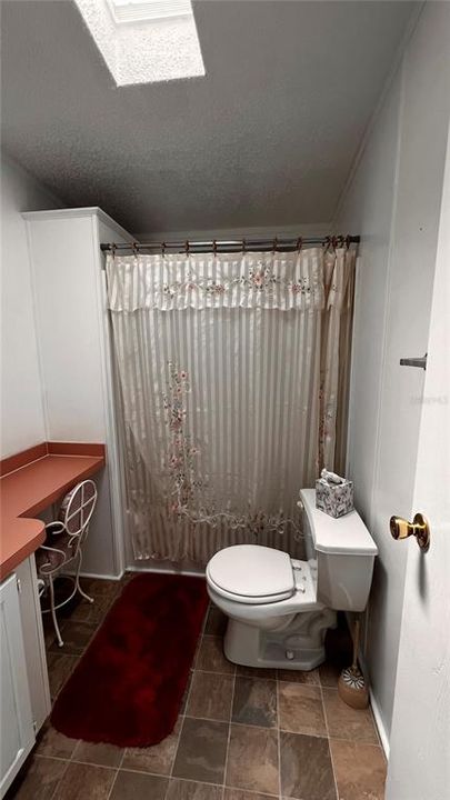 Activo con contrato: $142,500 (2 camas, 2 baños, 1118 Pies cuadrados)