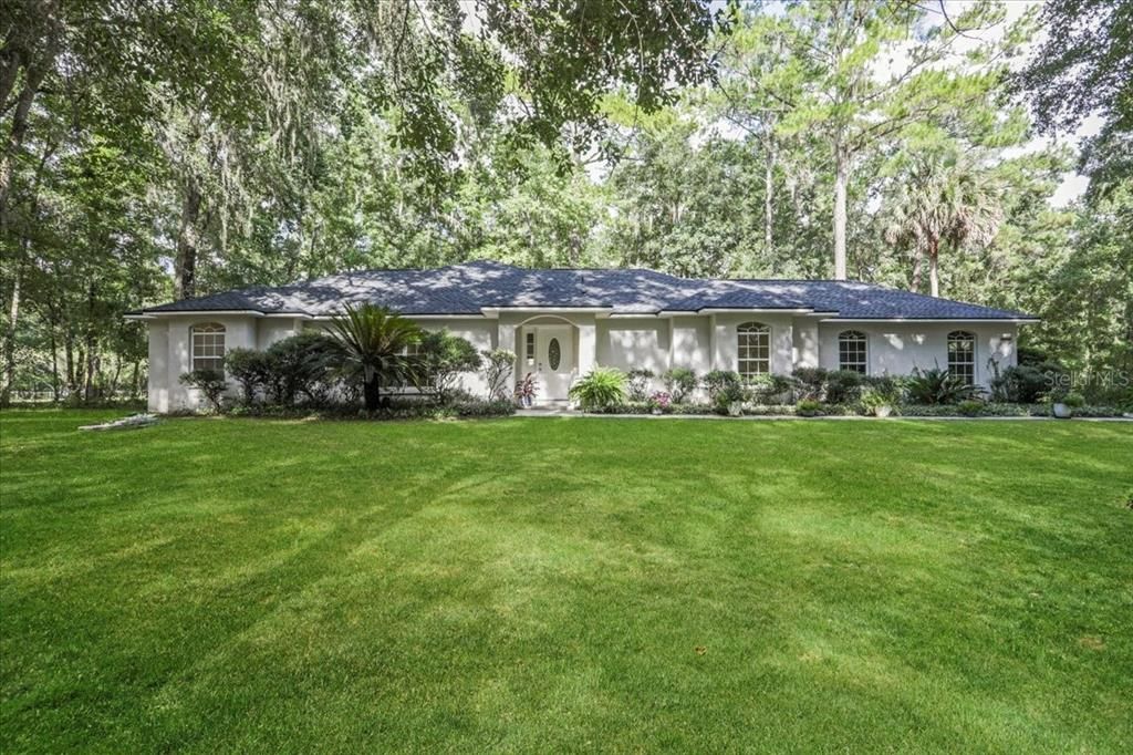 Recently Sold: $425,000 (3 beds, 2 baths, 1787 Square Feet)