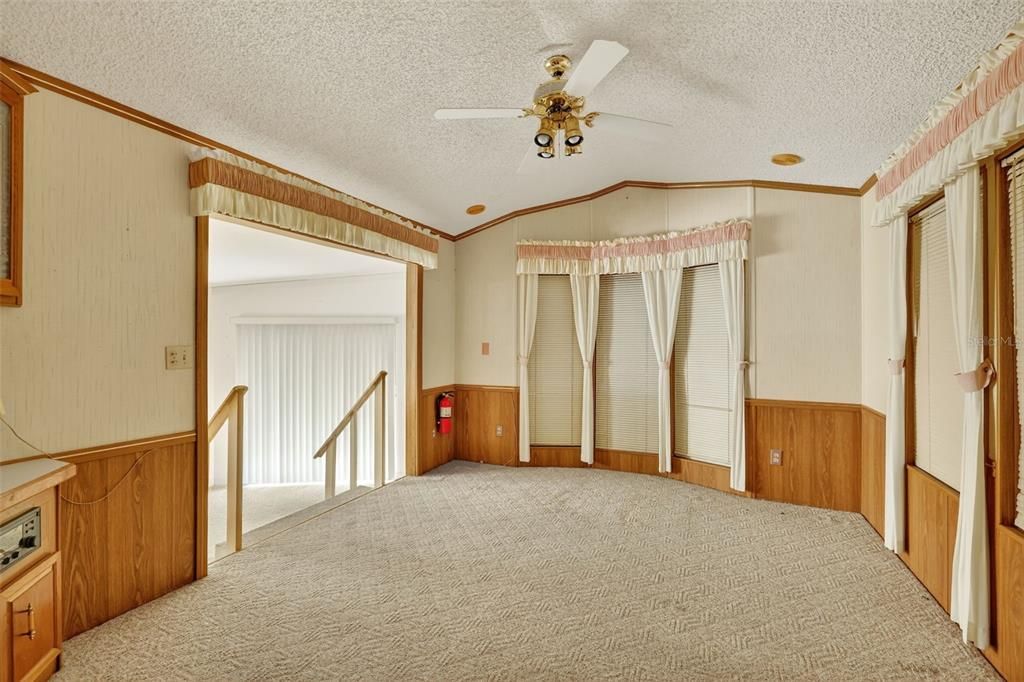 Под контрактом: $72,500 (1 спален, 2 ванн, 488 Квадратных фут)