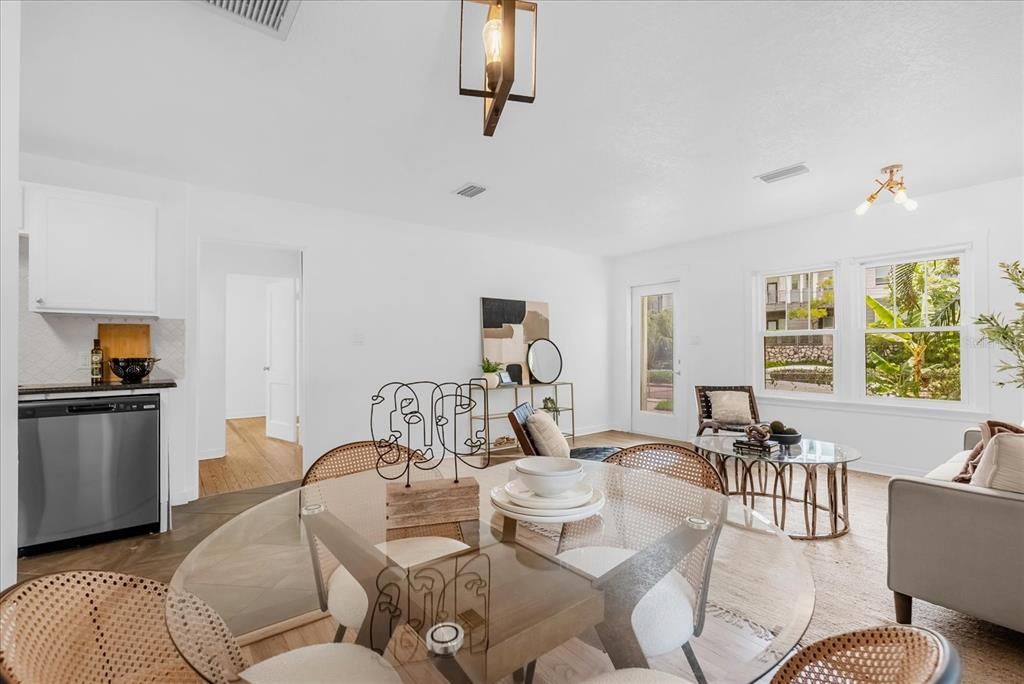 For Sale: $429,000 (2 beds, 1 baths, 951 Square Feet)