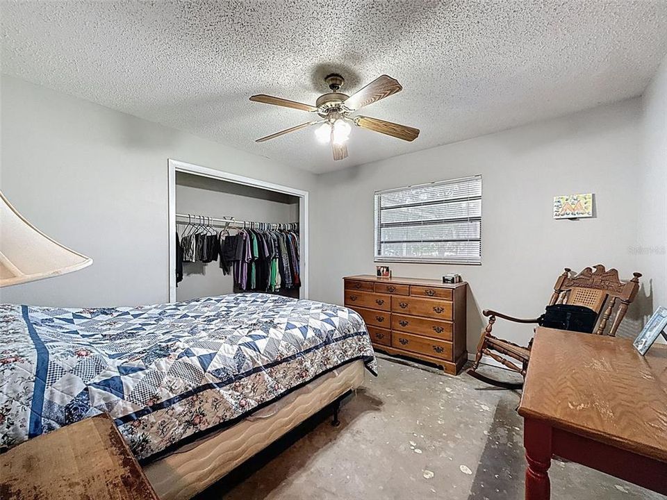 待售: $1,250,000 (5 贝兹, 2 浴室, 2252 平方英尺)