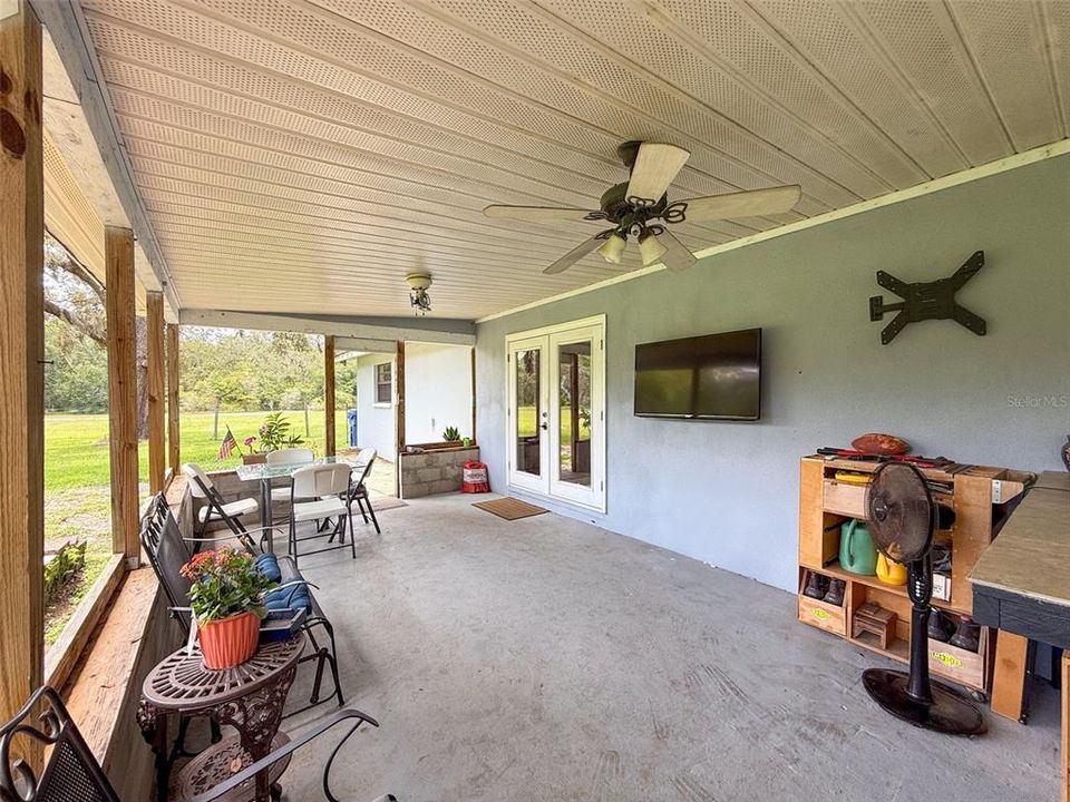 待售: $1,250,000 (5 贝兹, 2 浴室, 2252 平方英尺)