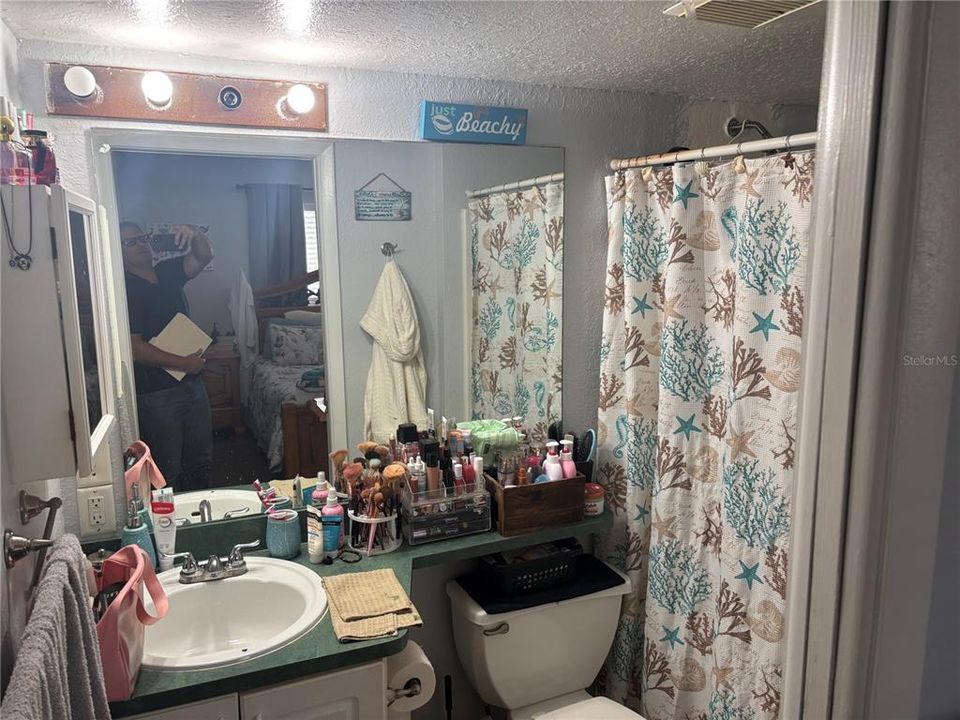 待售: $135,000 (2 贝兹, 2 浴室, 700 平方英尺)