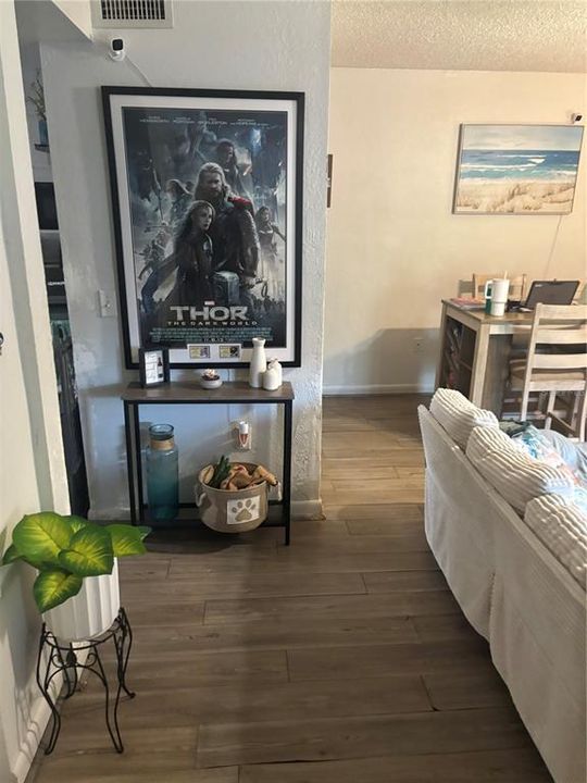 待售: $135,000 (2 贝兹, 2 浴室, 700 平方英尺)