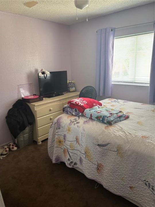 待售: $135,000 (2 贝兹, 2 浴室, 700 平方英尺)