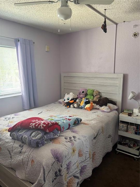 待售: $135,000 (2 贝兹, 2 浴室, 700 平方英尺)