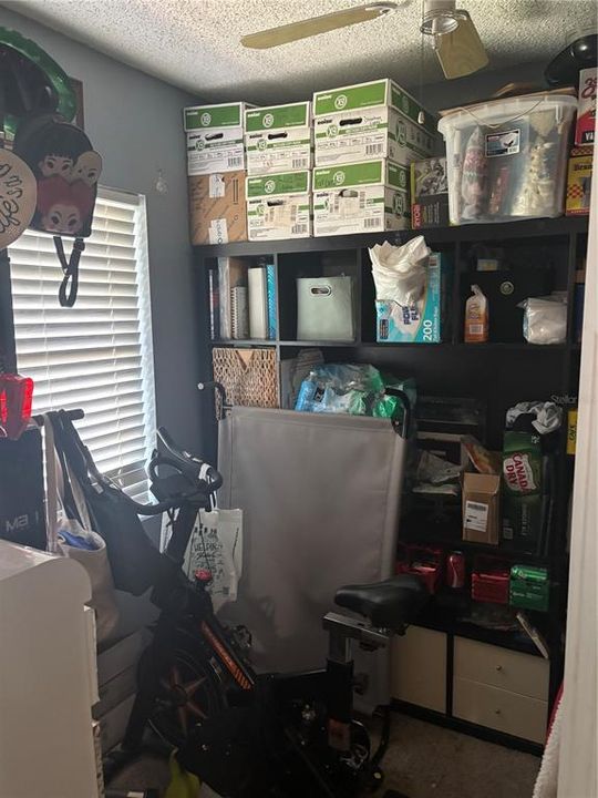 待售: $135,000 (2 贝兹, 2 浴室, 700 平方英尺)