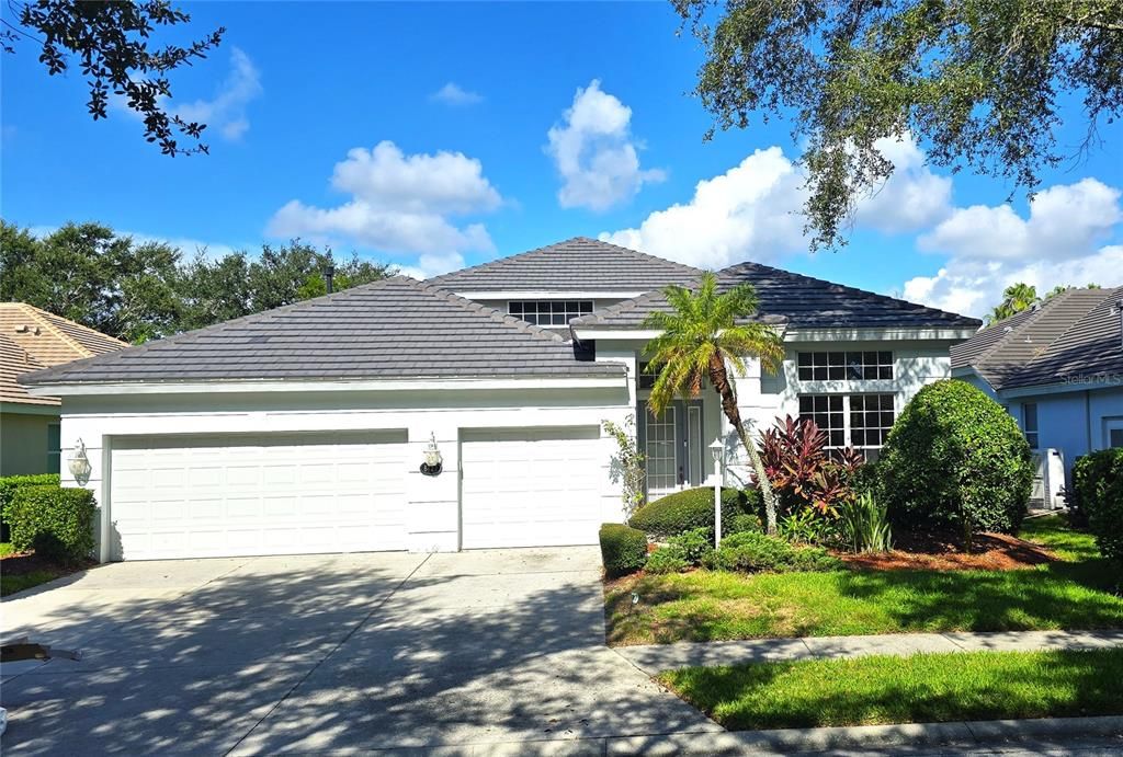 Recently Rented: $3,700 (4 beds, 3 baths, 2615 Square Feet)