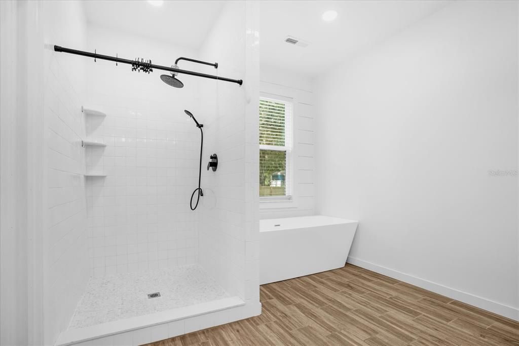 En Venta: $499,900 (3 camas, 2 baños, 1442 Pies cuadrados)