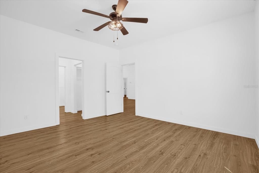 En Venta: $499,900 (3 camas, 2 baños, 1442 Pies cuadrados)