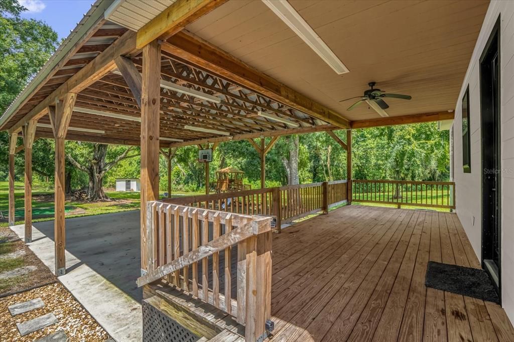 En Venta: $499,900 (3 camas, 2 baños, 1442 Pies cuadrados)