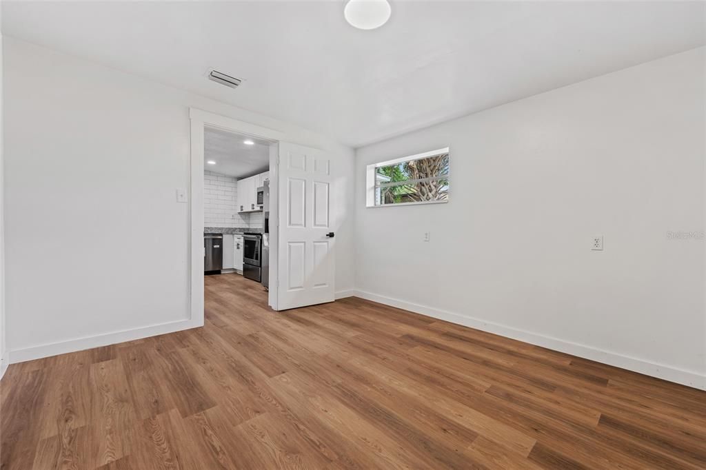 En Venta: $249,875 (3 camas, 1 baños, 1400 Pies cuadrados)