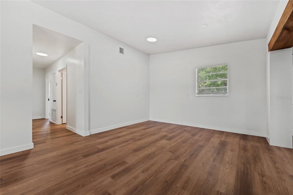 En Venta: $249,875 (3 camas, 1 baños, 1400 Pies cuadrados)