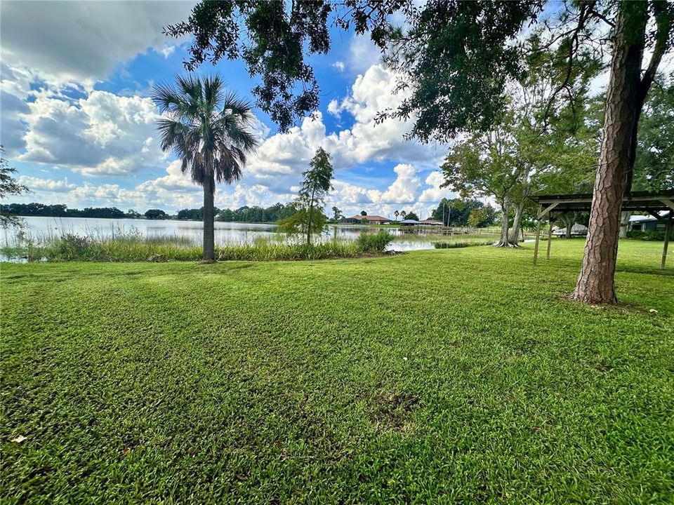 На продажу: $329,900 (2 спален, 2 ванн, 1319 Квадратных фут)