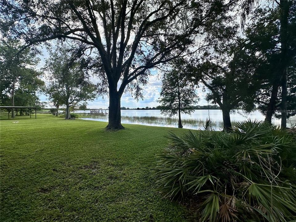 На продажу: $329,900 (2 спален, 2 ванн, 1319 Квадратных фут)