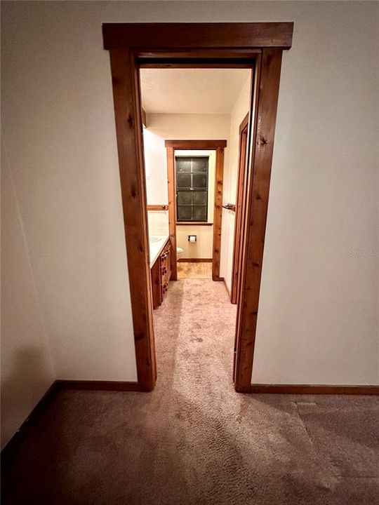 На продажу: $329,900 (2 спален, 2 ванн, 1319 Квадратных фут)