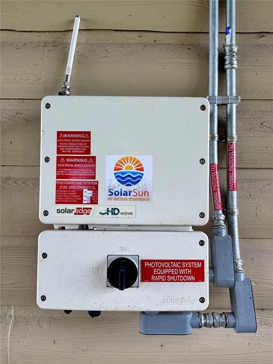 На продажу: $329,900 (2 спален, 2 ванн, 1319 Квадратных фут)