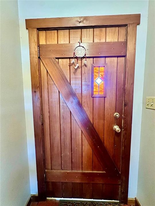 На продажу: $329,900 (2 спален, 2 ванн, 1319 Квадратных фут)