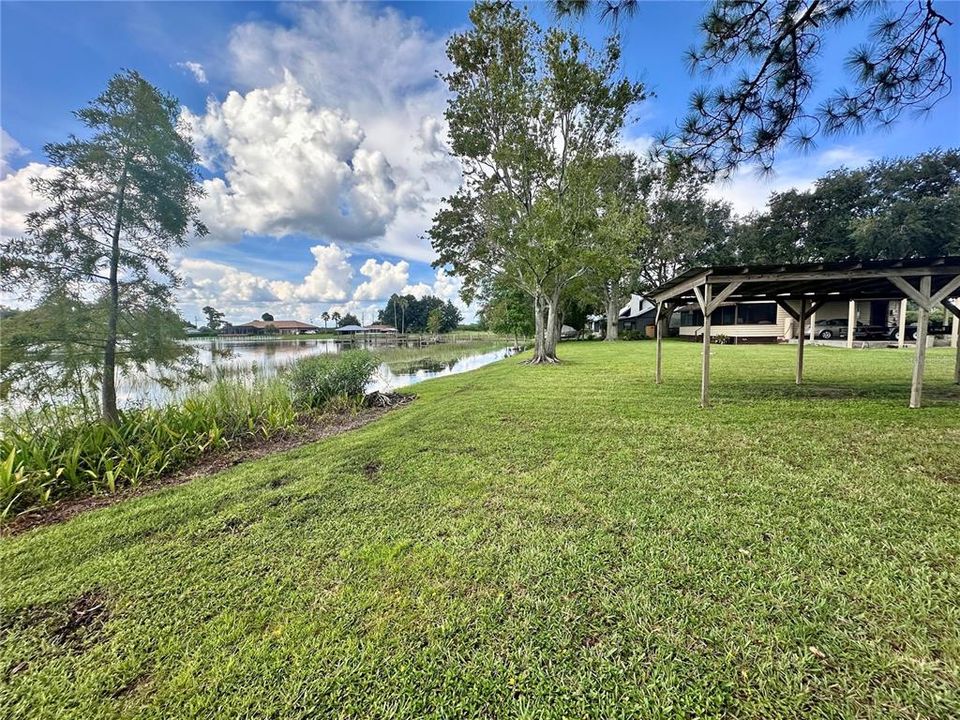 На продажу: $329,900 (2 спален, 2 ванн, 1319 Квадратных фут)