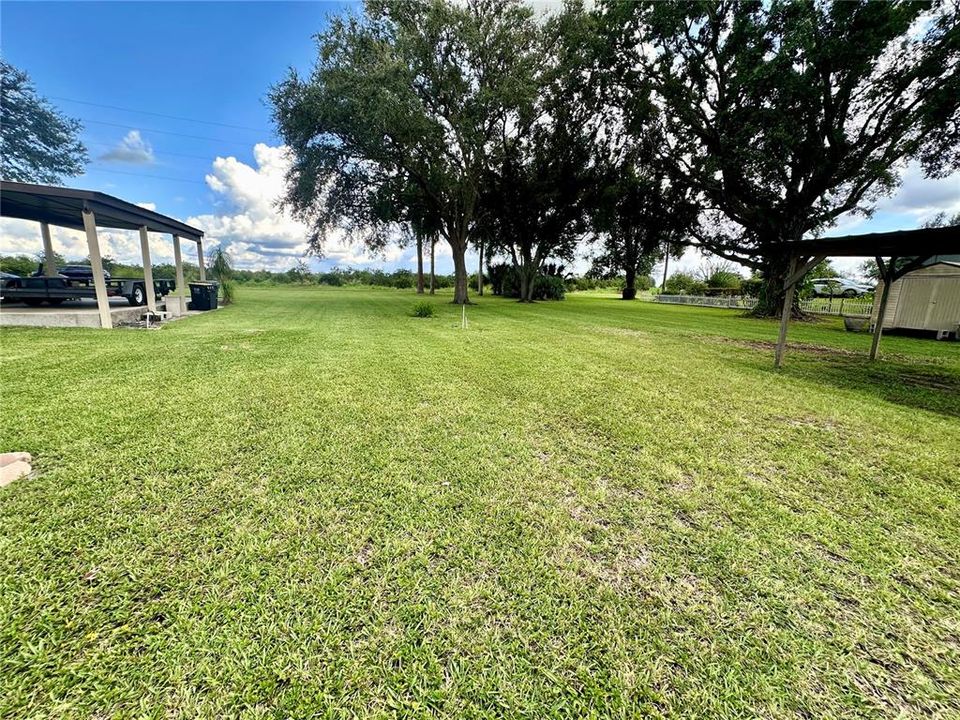 На продажу: $329,900 (2 спален, 2 ванн, 1319 Квадратных фут)