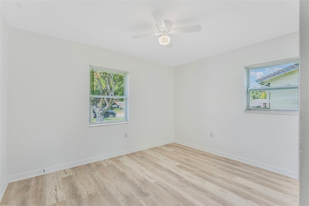 На продажу: $420,000 (3 спален, 2 ванн, 1974 Квадратных фут)