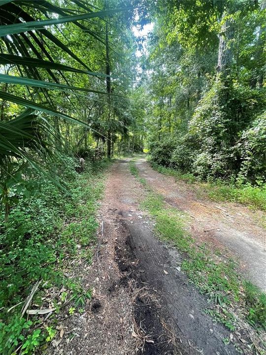 En Venta: $425,000 (4 camas, 2 baños, 2327 Pies cuadrados)