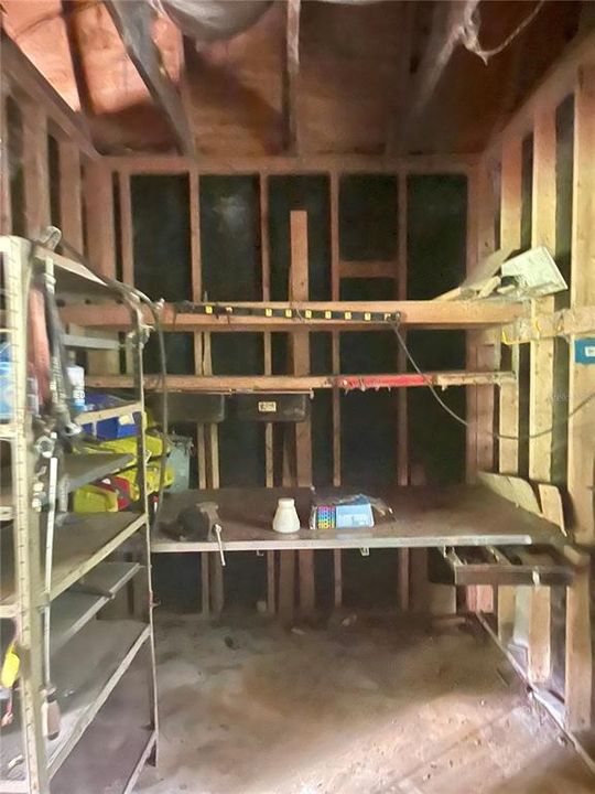 En Venta: $425,000 (4 camas, 2 baños, 2327 Pies cuadrados)