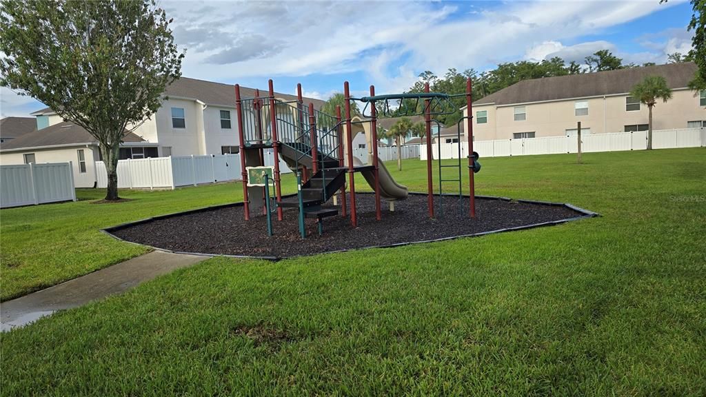 En Renta: $1,750 (2 camas, 2 baños, 1447 Pies cuadrados)