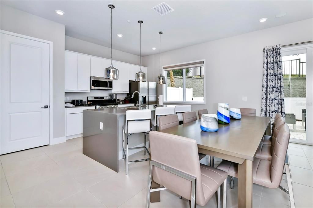 待售: $375,000 (3 贝兹, 3 浴室, 1500 平方英尺)