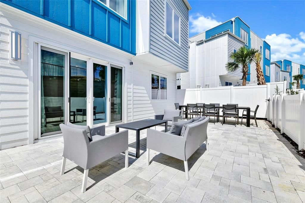 待售: $375,000 (3 贝兹, 3 浴室, 1500 平方英尺)