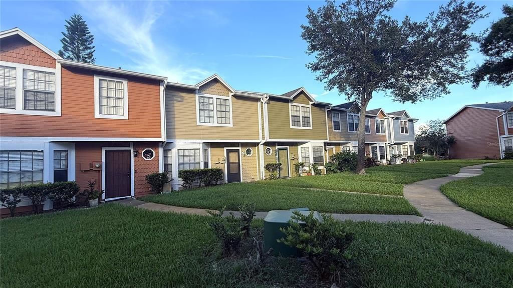 На продажу: $275,000 (2 спален, 2 ванн, 1092 Квадратных фут)