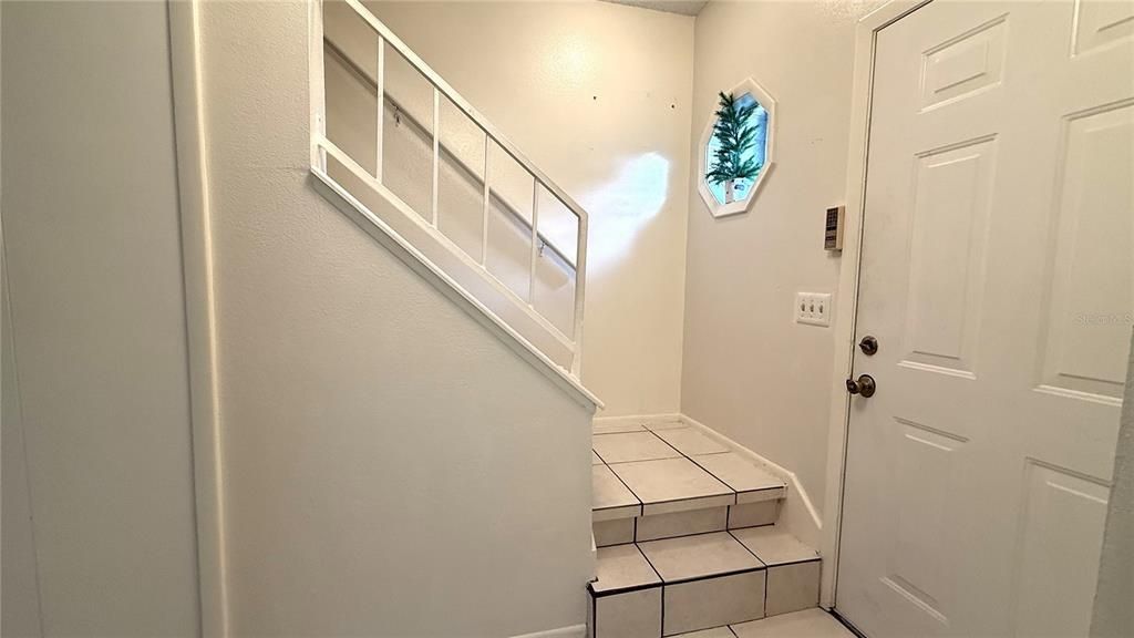 На продажу: $275,000 (2 спален, 2 ванн, 1092 Квадратных фут)