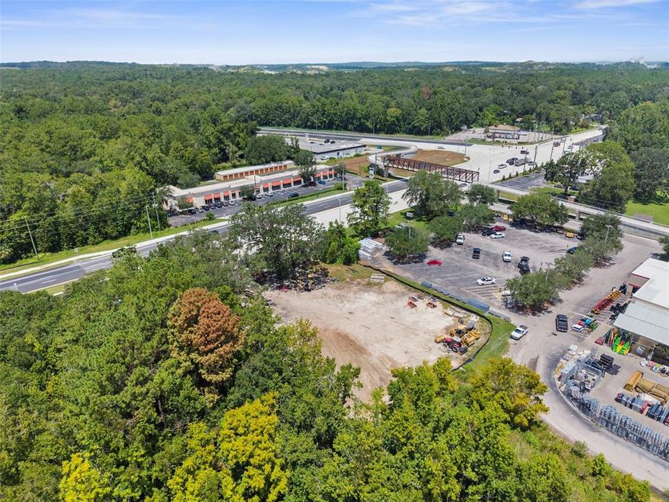 合同活跃: $295,000 (0.77 acres)