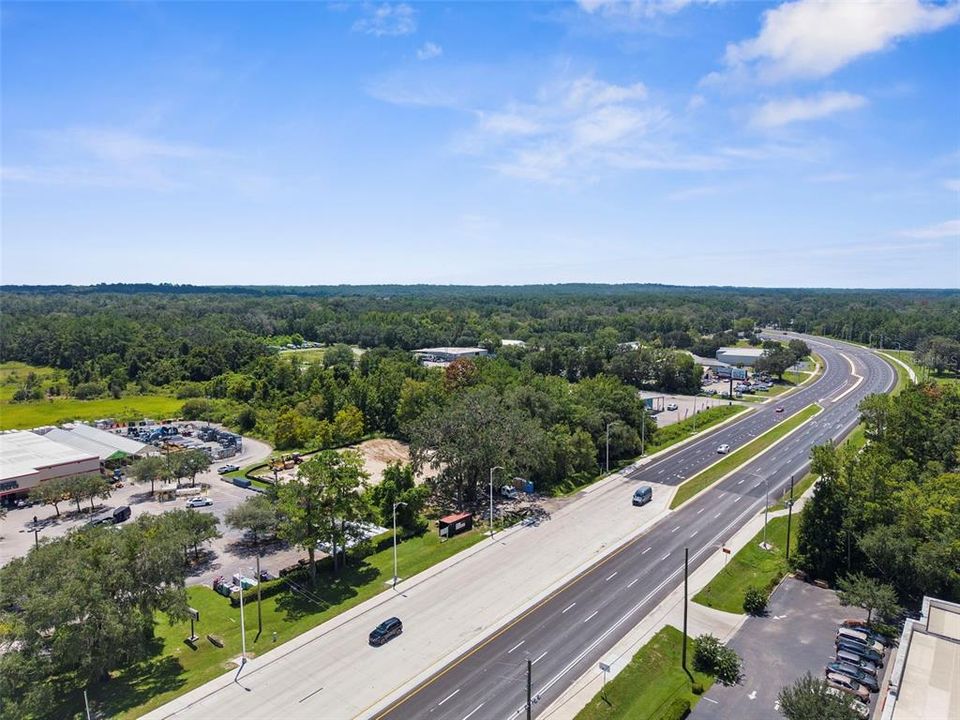 合同活跃: $295,000 (0.77 acres)