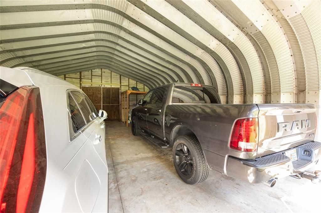 For Sale: $699,000 (6 beds, 4 baths, 3304 Square Feet)