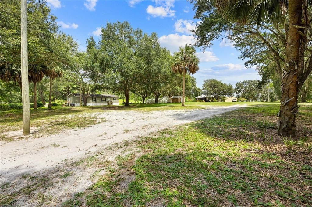 For Sale: $699,000 (6 beds, 4 baths, 3304 Square Feet)